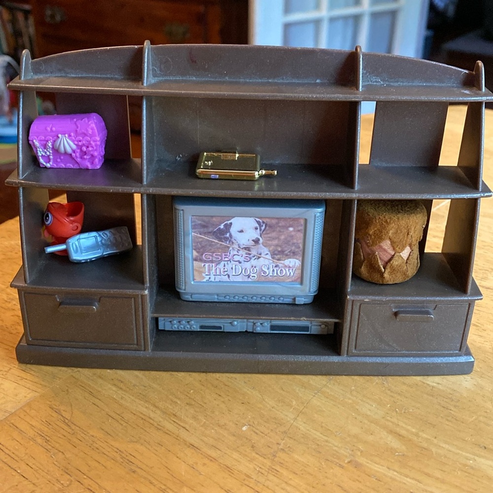 Keenway My Happy Family Dollhouse TV Stand 7”
